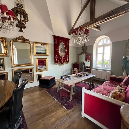 Gite Hotel De Maitre Centre Village La Chapelle Lyons-la-Forêt Dış mekan fotoğraf